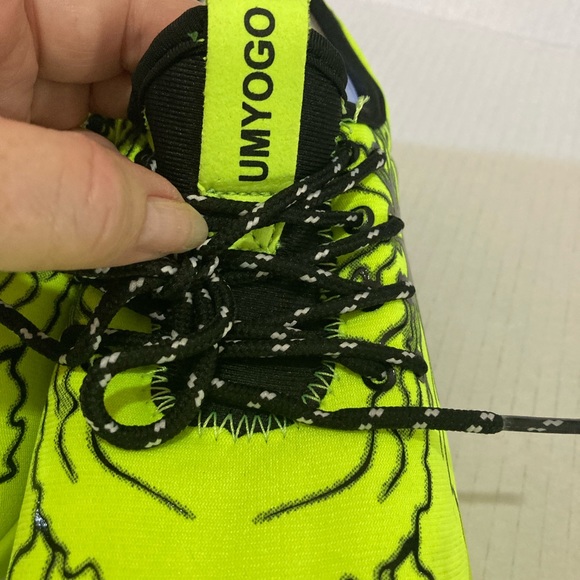 UMYOGO Lighting Sneakers Sz 39 (runs smaller) - Picture 4 of 13